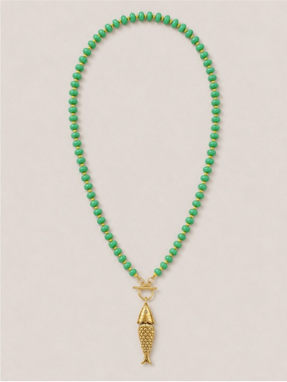 New! Green Yellow Beaded Gold Fish Necklace NWOT 1058